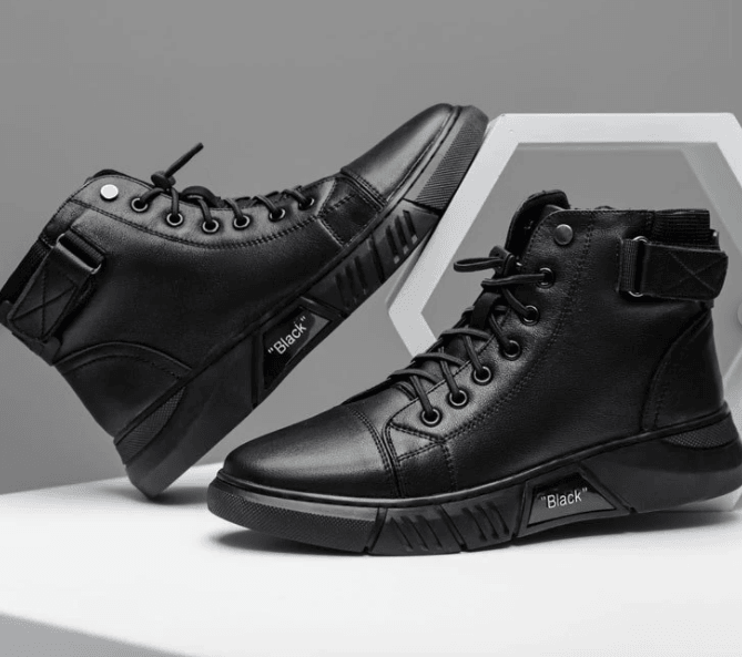 Bota de Couro Martin Italiano Premium + Par de Meias de Algodão Grátis