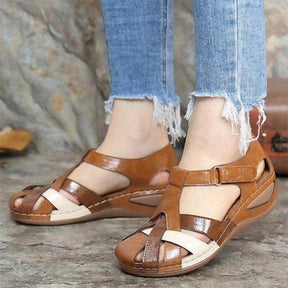 Sandália Feminina Comfort Plataforma Plus Esporão